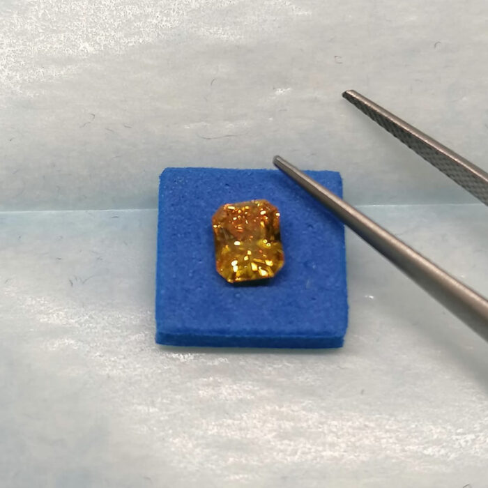 IGI Lab_Grown Diamond Fancy 1,04ct Yellow - immagine 2