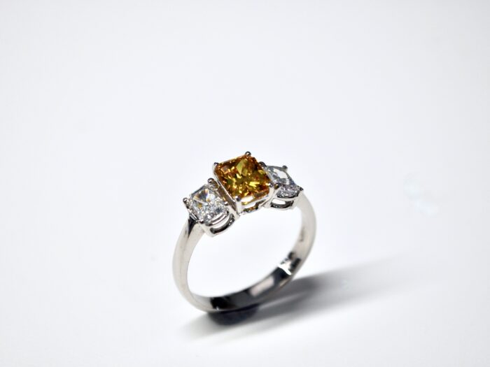 IGI Ring Lab_Grown Orange Fancy Diamond 1.04ct - immagine 2